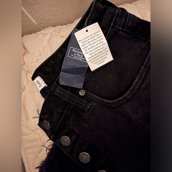 Abercrombie jeans - Picture 4 of 5